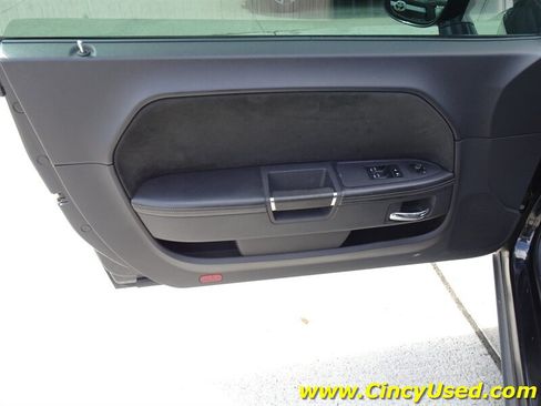 Used 2009 Dodge Challenger SRT8 w/ SRT Option Group II RWD image 25