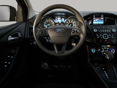 Used 2018 Ford Focus SE image 13