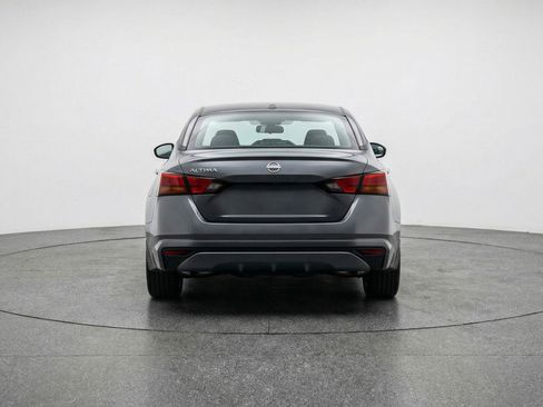 Used 2025 Nissan Altima 2.5 SV image 7