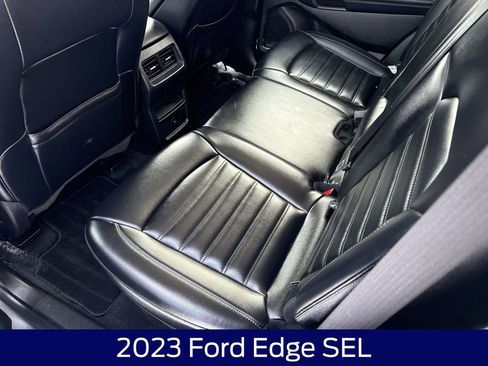 Used 2023 Ford Edge SEL image 15