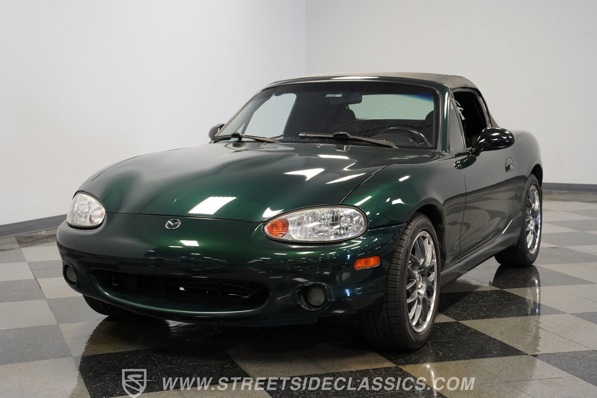 Used 1999 MAZDA MX-5 Miata RWD image 19