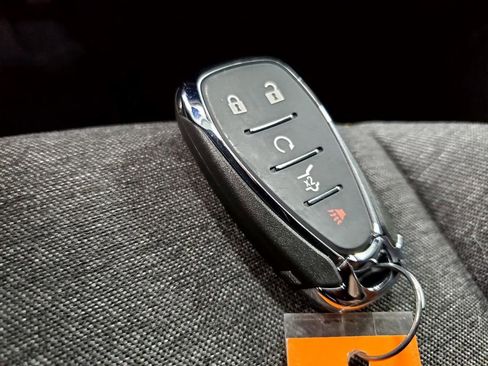 Used 2023 Chevrolet Equinox LT image 36