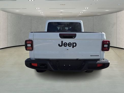 New 2026 Jeep Gladiator Sport image 5
