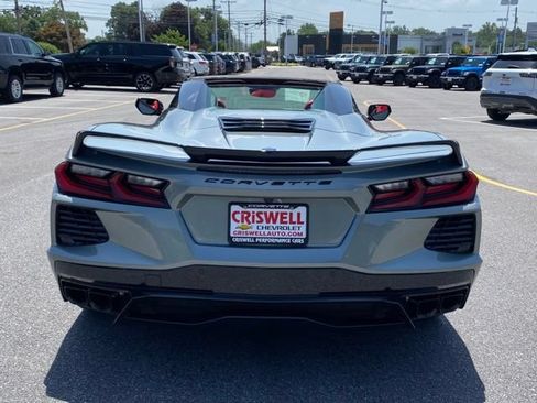 Used 2024 Chevrolet Corvette Stingray Preferred Conv w/ Z51 Performance Package RWD image 29