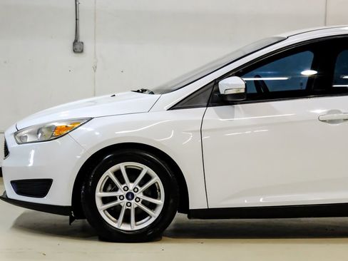Used 2017 Ford Focus SE image 10