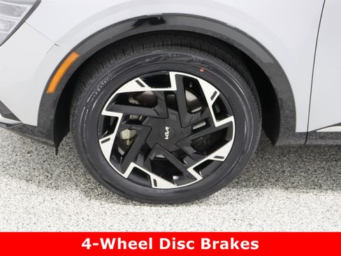 Used 2023 Kia Sportage SX image 11