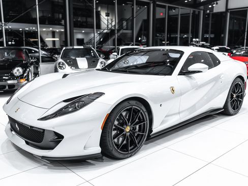Used 2023 Ferrari 812 GTS RWD image 36