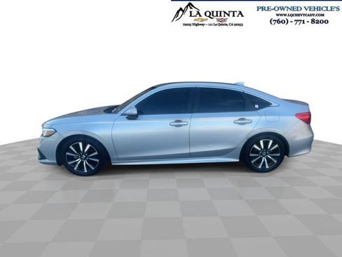 Used 2022 Honda Civic EX image 5