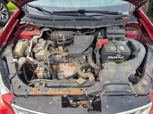Used 2013 Nissan Rogue S AWD/4WD image 3