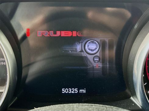 Used 2021 Jeep Wrangler Unlimited Rubicon w/ Uconnect 4C Nav & Sound Group AWD/4WD image 18
