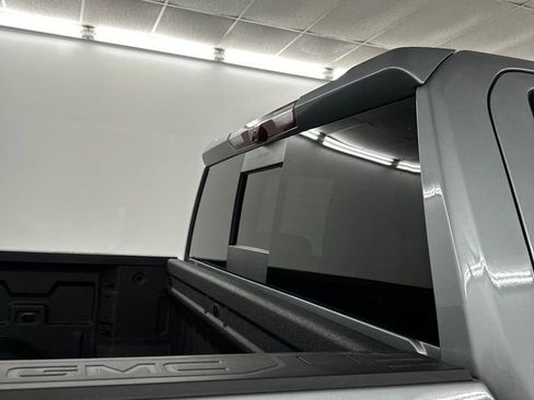 Used 2024 GMC Sierra 1500 AT4 w/ Technology Package image 39