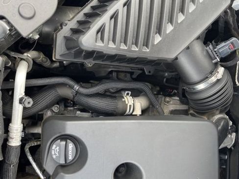 Used 2023 Buick Enclave Avenir image 29