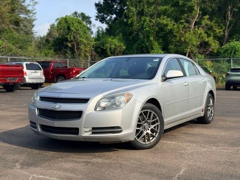 Used 2011 Chevrolet Malibu LT w/ Power Convenience Package FWD image 2