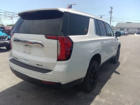Used 2023 GMC Yukon SLT AWD/4WD image 5