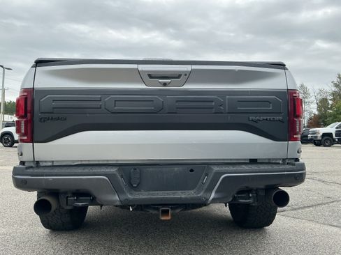 Used 2018 Ford F150 Raptor w/ Equipment Group 802A Luxury AWD/4WD image 9