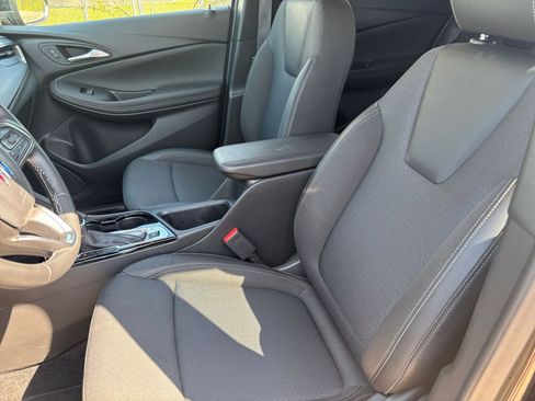 Used 2025 Buick Encore GX Preferred image 34