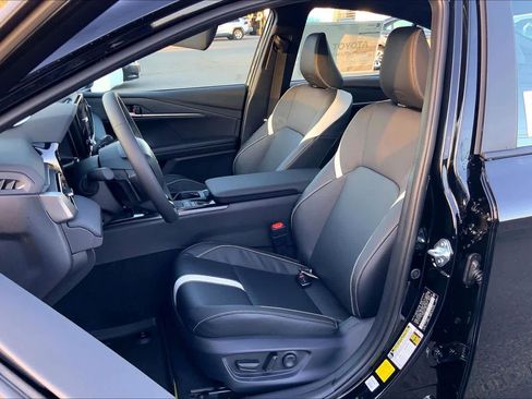 New 2026 Toyota Camry SE image 9