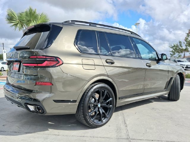 New 2027 BMW X7 xDrive40i w/ Executive Package AWD/4WD image 7