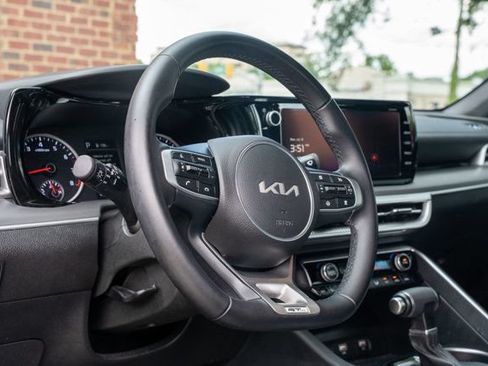 Used 2023 Kia K5 GT-Line w/ GT-Line Premium Package FWD image 19