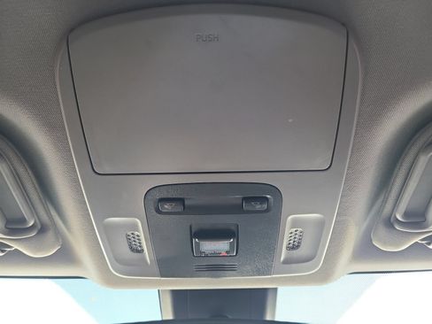 Used 2019 Toyota Camry LE FWD image 27
