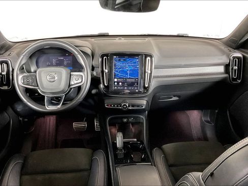 Used 2022 Volvo XC40 P8 Recharge Plus AWD/4WD image 15
