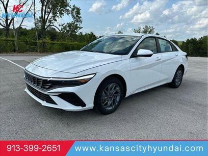 New 2025 Hyundai Elantra Blue