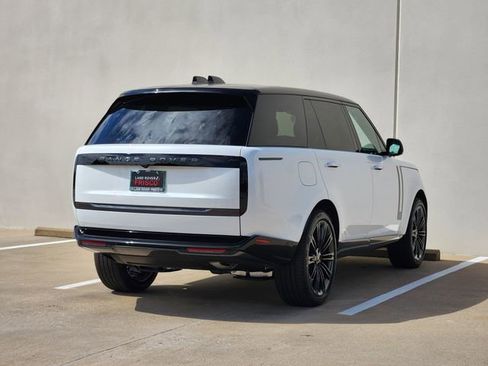 New 2026 Land Rover Range Rover Long Wheelbase SE image 4