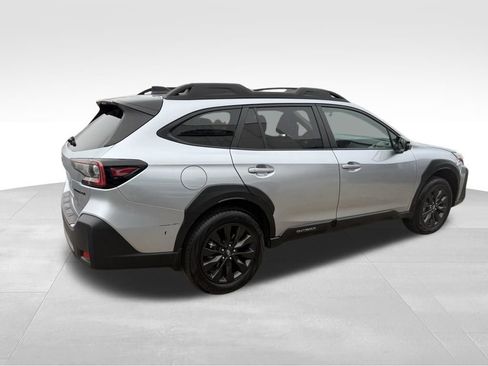 Used 2024 Subaru Outback Onyx Edition image 8