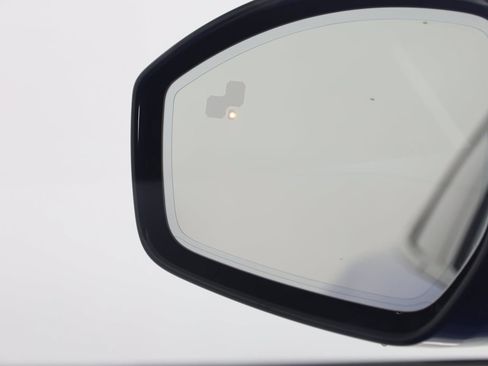 Used 2024 Jaguar F-PACE SVR image 44