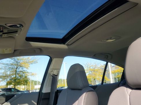 Used 2025 Subaru Legacy Limited image 28