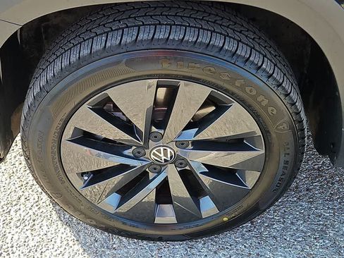 Used 2024 Volkswagen Taos S FWD image 12
