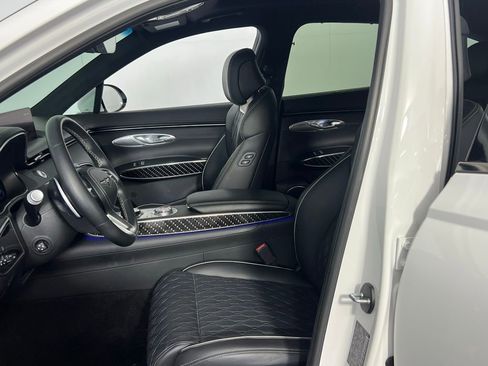 Used 2023 Genesis GV70 3.5T Sport w/ Sport Prestige Package image 26