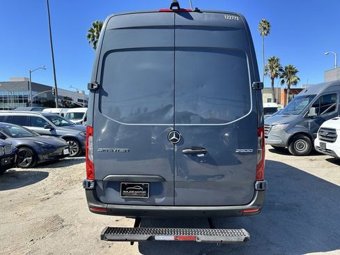 Used 2019 Mercedes-Benz Sprinter 170 image 5