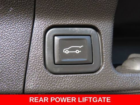 Used 2019 GMC Acadia SLT AWD/4WD image 32