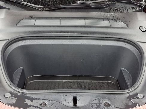 Used 2022 Tesla Model Y Performance image 30