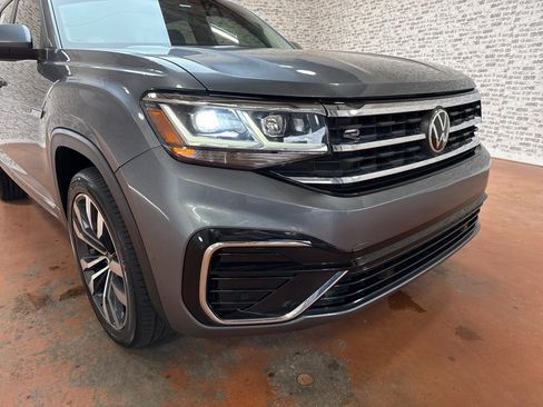 Used 2021 Volkswagen Atlas SEL R-Line image 7