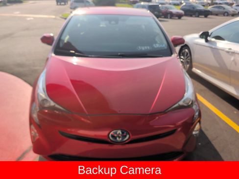 Used 2016 Toyota Prius Four Touring FWD image 2