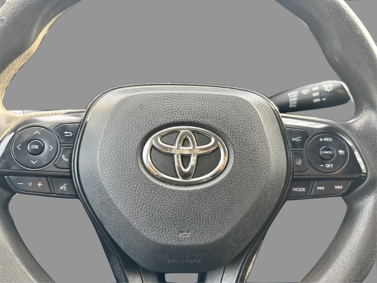Used 2021 Toyota RAV4 LE AWD/4WD image 40