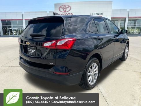 Used 2021 Chevrolet Equinox LS AWD/4WD image 5