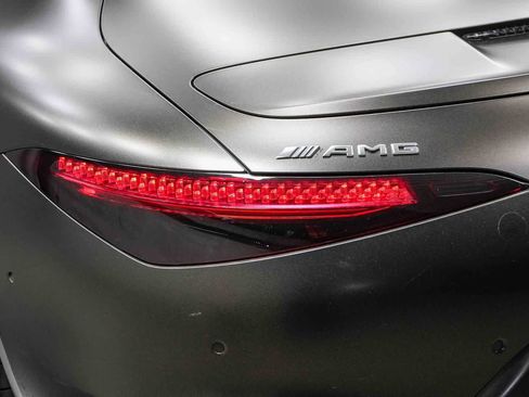 Used 2023 Mercedes-Benz SL 43 AMG image 22