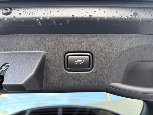 New 2026 Kia Sportage EX image 18