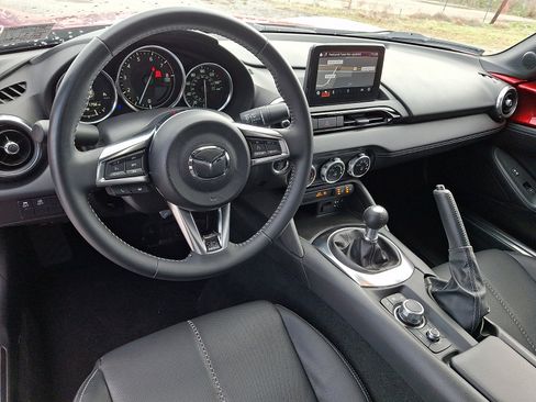 Certified 2022 MAZDA MX-5 Miata Grand Touring image 11