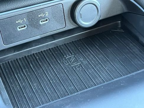 New 2026 Nissan Sentra SR w/ Floor Mat Package FWD image 26