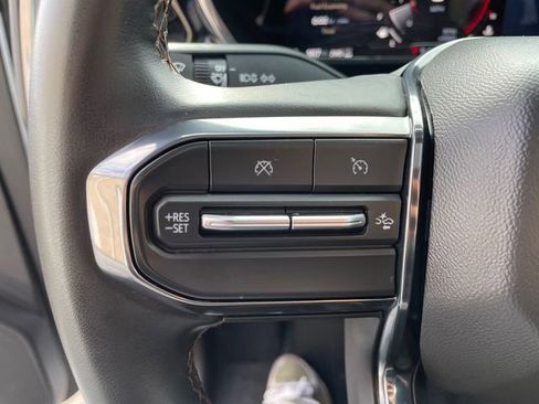 Used 2024 GMC Canyon AT4 w/ Technology Package image 29