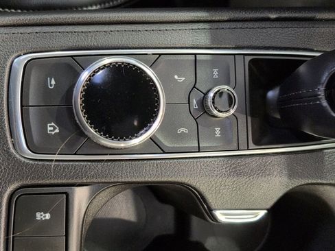 Used 2019 Cadillac XT4 Premium Luxury w/ Technology Package image 26