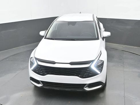 Used 2025 Kia Sportage EX image 28