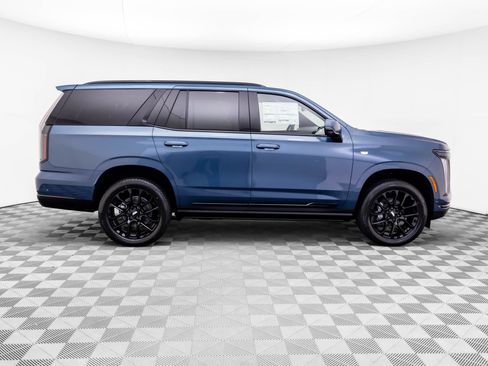 New 2026 Cadillac Escalade Sport w/ LPO, ONYX Package AWD/4WD image 6