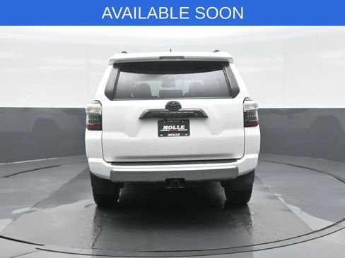 Used 2019 Toyota 4Runner TRD Off-Road Premium AWD/4WD image 6