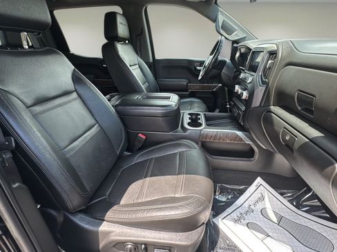 Used 2019 GMC Sierra 1500 Denali w/ Technology Package AWD/4WD image 9