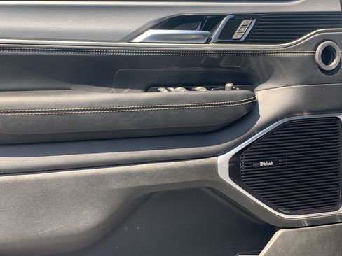 New 2026 Jeep Grand Wagoneer Limited AWD/4WD image 12